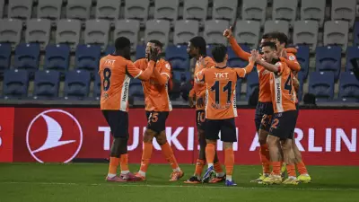 Başakşehir, Fatih Karagümrük'ü 2-1 Mağlup Etti: Üst Üste 3. Galibiyet
