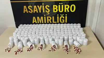 Bergama'da Otomobilinde 8 Bin Uyuşturucu Hap Ele Geçirildi, Şüpheli Tutuklandı