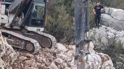 Canbazlı'da Duvar Yıkılması: 20 Yaşındaki Genç Hayatını Kaybetti