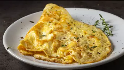 Evde Mükemmel Omlet Yapmanın Püf Noktaları ve Tarifi