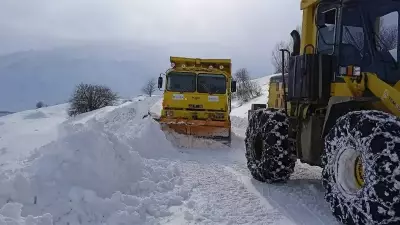 Malatya'da Kar Mücadelesi: 53 Yerleşimin Yolu Açıldı