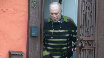 Mickey Rourke'un Son Hali Şok Etti: 73 Yaşındaki Oyuncu Kira Borcu ve Tahliye Tehlikesiyle Karşı Karşıya