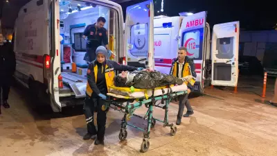 İnegöl'de Motosiklet Kazası: 69 Yaşındaki Yaya ve 18 Yaşındaki Sürücü Yaralandı