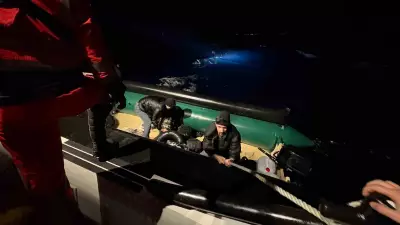 Seferihisar'da Sahil Güvenlik 43 Düzensiz Göçmen Yakaladı, 16'sı Çocuk