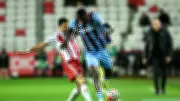 Antalyaspor ve Trabzonspor 1-1 Berabere Kaldı, Bordo-Mavililer Zirve Yolunda Puan Kaybetti