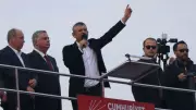 CHP Lideri Özgür Özel Yalova Mitinginde İktidara Sert Eleştiriler Yöneltti