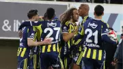 Fenerbahçe, Alanyaspor'u 3-2 Yenerek Ligi Yakınlaştırdı