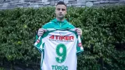 Konyaspor, Deniz Türüç ile 2,5 yıllık sözleşme imzaladı!