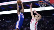 NBA'de Heyecan Dolu Gece: 76ers Uzatmada Rockets'ı Yendi, Embiid Triple-Double Yaptı