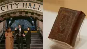 New York'un İlk Müslüman Belediye Başkanı Tarihi Kuran'ı Sergiledi