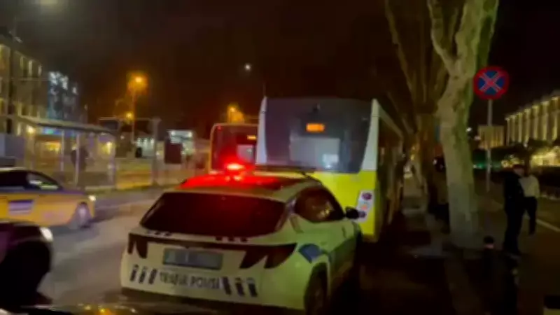 Fatih'te İETT Otobüsü Yayaya Çarptı: Genç Kadın Yaralandı