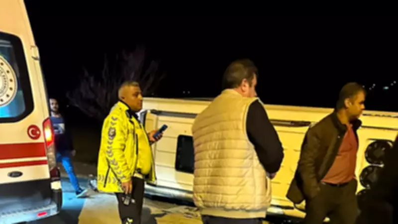 Kahramanmaraş'ta Minibüs Kazası: 10 Kişi Yaralandı, İnceleme Başlatıldı