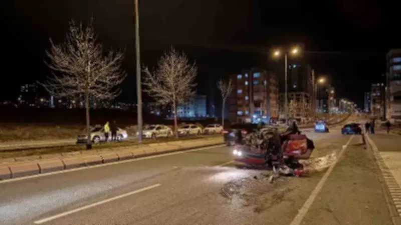 Kayseri'de Ters Dönen Otomobilde 4 Kişi Yaralandı