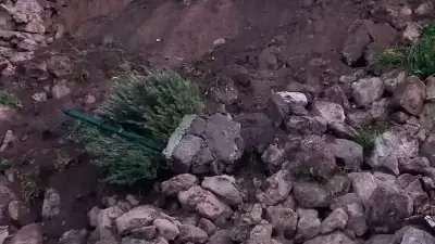 Çanakkale'de Şiddetli Yağışlar Sonucu İstinat Duvarı Çöktü