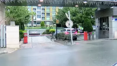 Bakırköy'de Park Halindeki Araçlardan 30 Milyon Dolar Çalındı İddiası