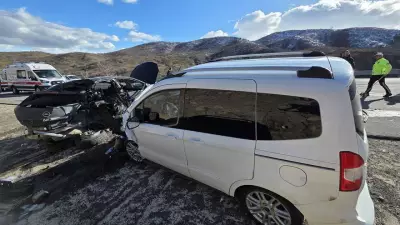 Bingöl'de Trafik Kazası: 1 Kişi Hayatını Kaybetti, 4 Kişi Yaralandı