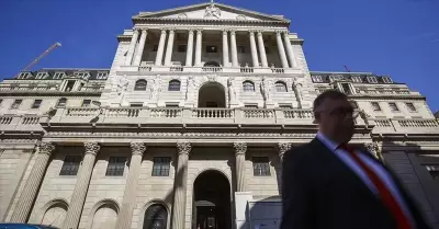 BOE Başkanı Bailey'den Faiz İndirimi Sinyali: Para Politikasında Yumuşama Beklentisi