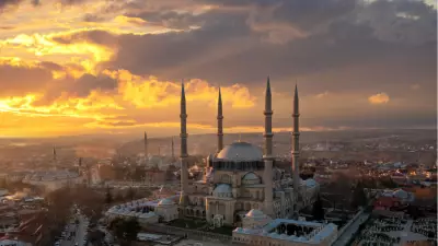 Edirne'nin Meşhur Lezzetleri ve Gezilecek Yerleri: Tarih ve Tat Bir Arada