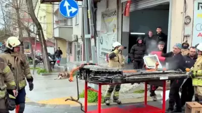 Elektrikli Araç Bataryası Soğutulurken Patladı: İstanbul'da Tamirhanede Korku Dolu Anlar