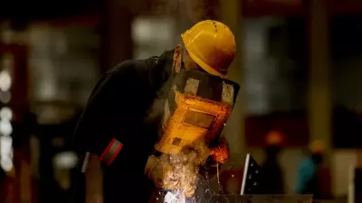 Emekli İşçinin Kıdem Tazminatı Hakkı: EYT'li Çalışanlar İçin Kritik Detaylar