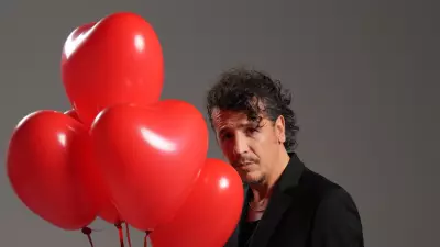 Ersay Üner: 'Aşk Var Ama Yok' Diyerek 14 Şubat Konserine Hazırlanıyor