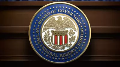 Fed'de Faiz İkilemi: Tutanaklar Hem Artış Hem İndirim İhtimalini Gösterdi