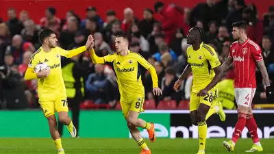 Fenerbahçe'nin Nottingham Forest Performansı İngiliz Basınında Yankılandı