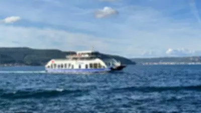 Gökçeada ve Bozcaada'da Fırtına Nedeniyle Feribot Seferleri İptal Edildi