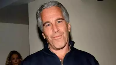 Jeffrey Epstein'ın Mendil Kutularına Gizli Kamera Talimatı Ortaya Çıktı