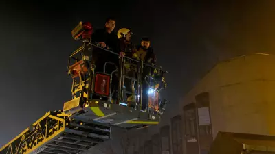 Kağıthane'de İş Hanı Yangını: 11 Kişi ve Bir Köpek Kurtarıldı