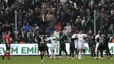 Kocaelispor - Beşiktaş Maçında Gerilim: Rıdvan Yılmaz'dan Taraftara 'Susun' İşareti