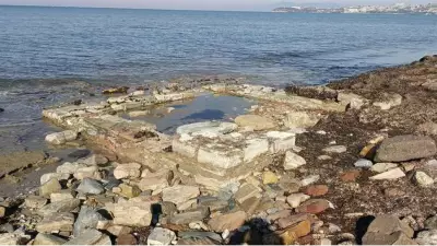 Kuşadası'nda Yağmur Suları Anaia Höyüğü'nün Tarihi Kalıntılarını Ortaya Çıkardı