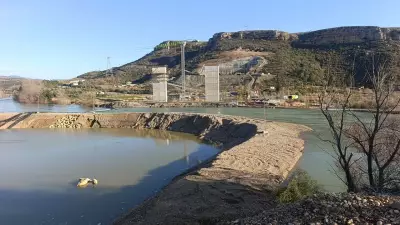 Manavgat Irmağı Taştı: Antalya-Alanya Otoyolu Şantiyesi ve Tarım Arazileri Sular Altında Kaldı