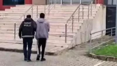 Manisa'da Uyuşturucu Operasyonu: 8 Şüpheli Tutuklandı, Metamfetamin ve Tabanca Ele Geçirildi