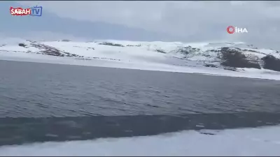 Patnos Barajı Kışın Büyüleyici Görüntüleriyle Kartpostallık Manzaralar Sunuyor