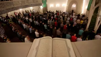 İstanbul'da 2026 Ramazan'ında Hatimle Teravih Kıldıran Camiler ve İlk Namaz Saati