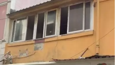 İzmir'de Metruk Binada Silahlı Saldırı: 62 Yaşındaki Necdet P. Ağır Yaralandı