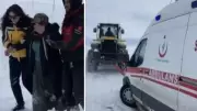 Arpaçay'da Tipi Ambulansı Kar Sapladı, Ekipler 3 Saat Mücadele Etti