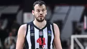 Beşiktaşlı Basketbolcu Ante Zizic El Kırığı Nedeniyle Ameliyat Oldu