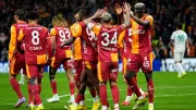 Galatasaray, Alanyaspor'u 3-1 Mağlup Ederek Liderlik Yolunda İlerliyor
