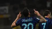 Hakan Çalhanoğlu Penaltıdan Gol Attı, Inter Serie A'da Genoa'yı 2-0 Yendi