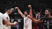 Halkbank, Fenerbahçe Medicana'yı 3-0 Mağlup Ederek Liderliğe Yükseldi
