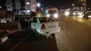 Malatya'da Kamyonet ile Otomobil Çarpıştı: 1 Yaralı