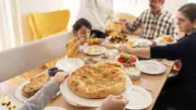 Osmanlı'dan Günümüze: Ramazan Pidesinin 500 Yıllık Gizli Tarifi Ortaya Çıktı