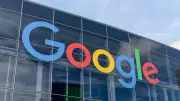 Rekabet Kurulu Google'ın Telefon Sözleşmeleri ve Uygulama Kurallarını Soruşturuyor