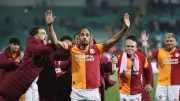 Sacha Boey Galatasaray'a Dönüşünden Mutlu: Süper Lig'de Çaykur Rizespor Maçı Sonrası Açıklama