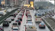 İstanbul'da Trafik Felç Oldu: Yoğunluk Anadolu Yakası'nda Yüzde 90'a Ulaştı