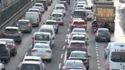İstanbul'da Trafik Felci: Anadolu Yakası Yoğunluğu Yüzde 90'a Ulaştı