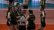 Zeren Spor Kadın Voleybol Takımı Dresdner'i 3-0 Yenerek Play-Off'a Kaldı