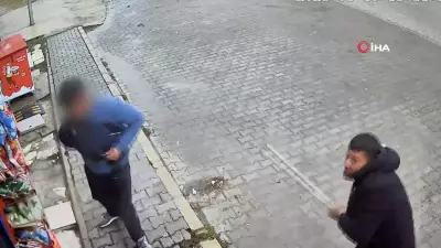 Afyonkarahisar'da Tekel Bayisinde Varil ve Masa Fırlatılan Kavga Kamerada